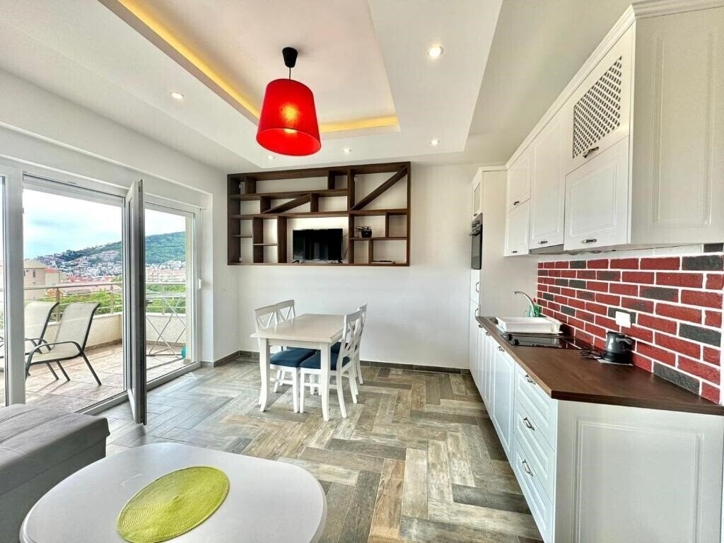 Картинка Bucanero Apartments Budva 3*