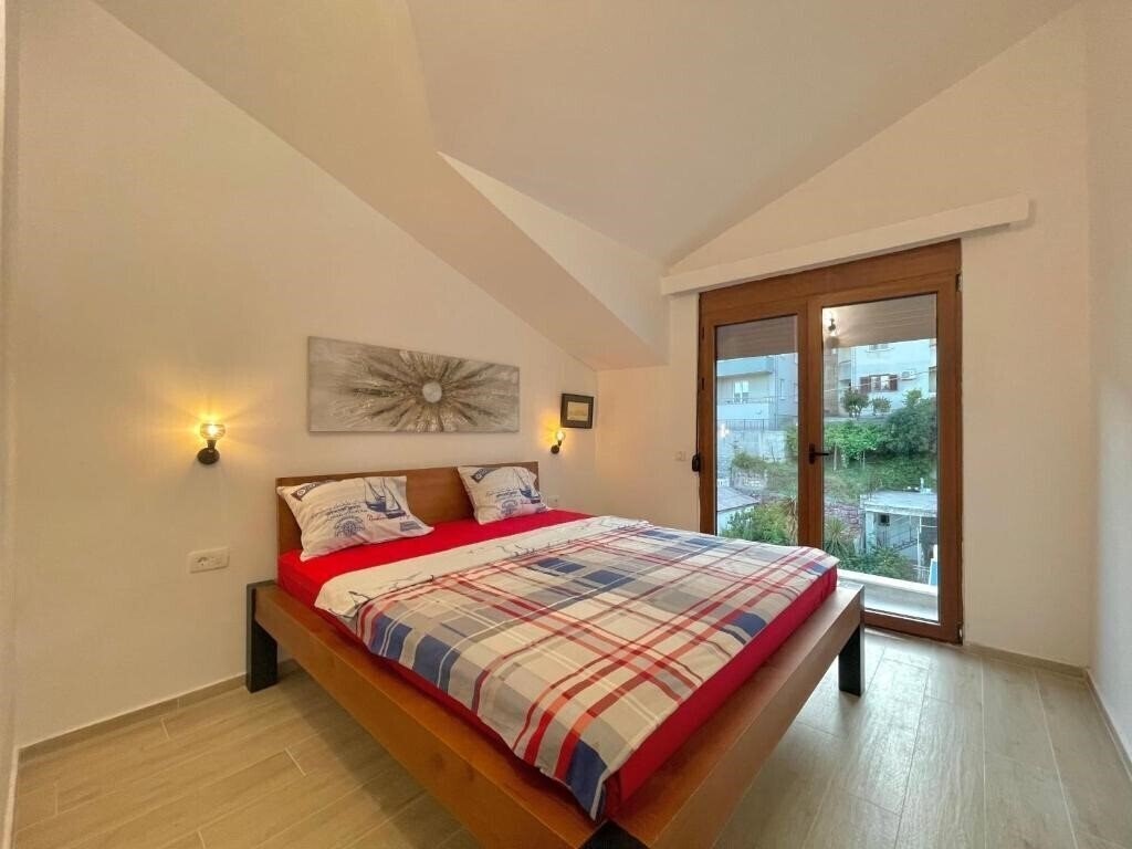 Фото Serenity Blue Apartments 3*