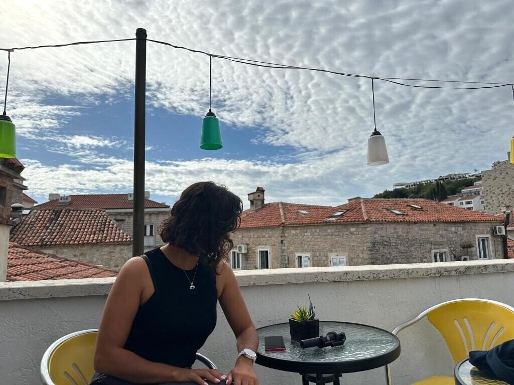 Фотографія Beatrix Suites Budva Old Town 3*
