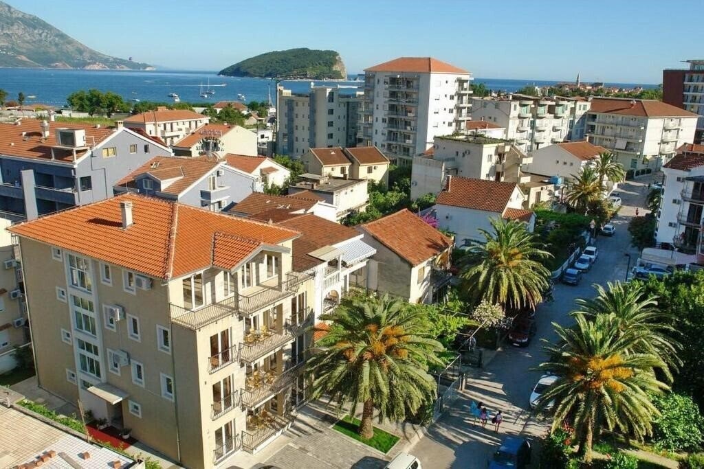 Готель Villa Franeta Apartments 4*