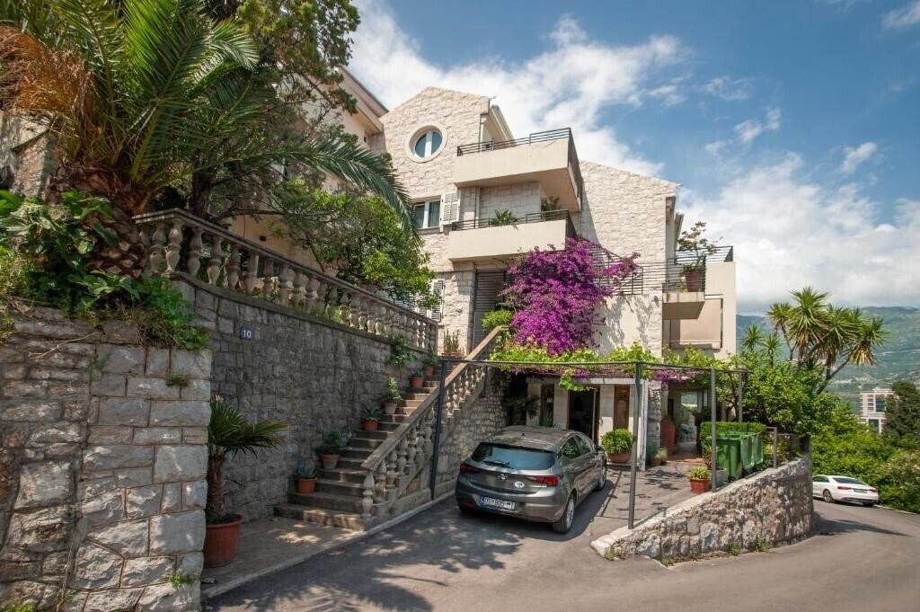 Готель Villa Teona 3*