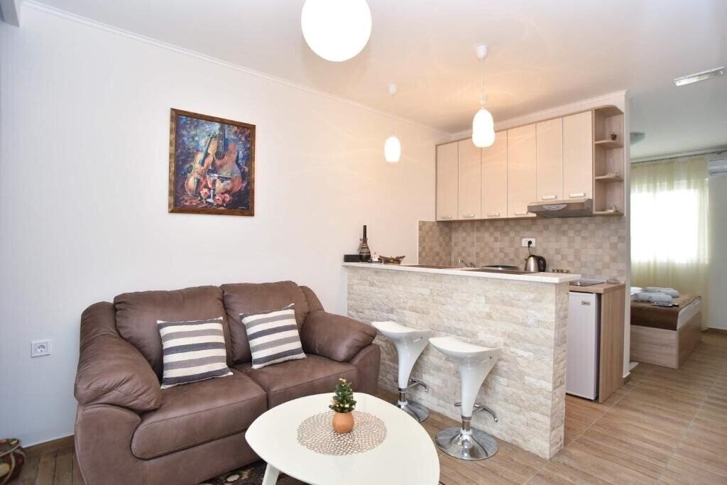 Фотографія Royal Private Apartments вилла