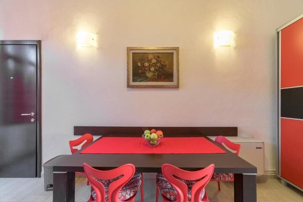 Картинка R Club 4*