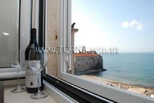 Изображение R Club 4*