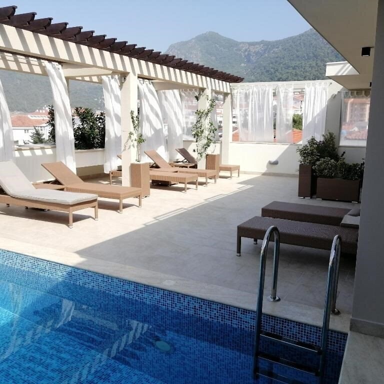 Готель Grand Palazzo Budva 4*