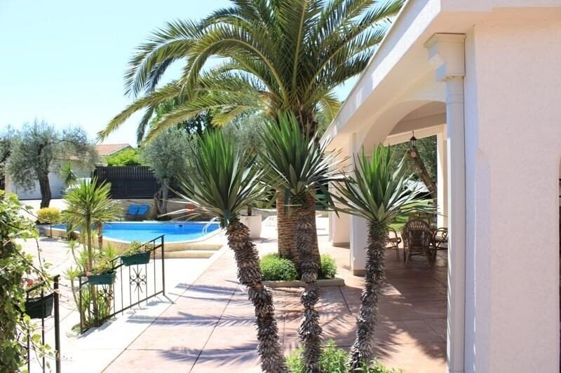 Фотографія Armenko Ilija Apartments 3*