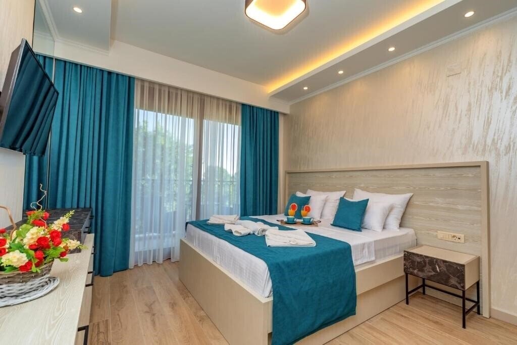 Фото Luxury Apartments Queen 4*