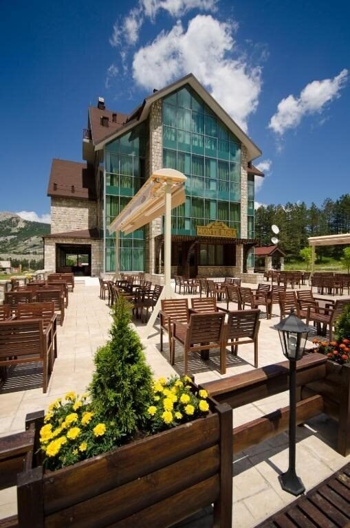 Отель Monte Rosa 4*