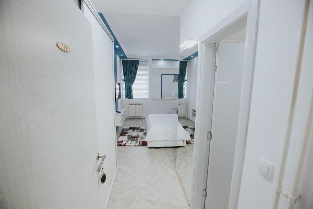 Фотографія Grand Cetinje Hotel 3*