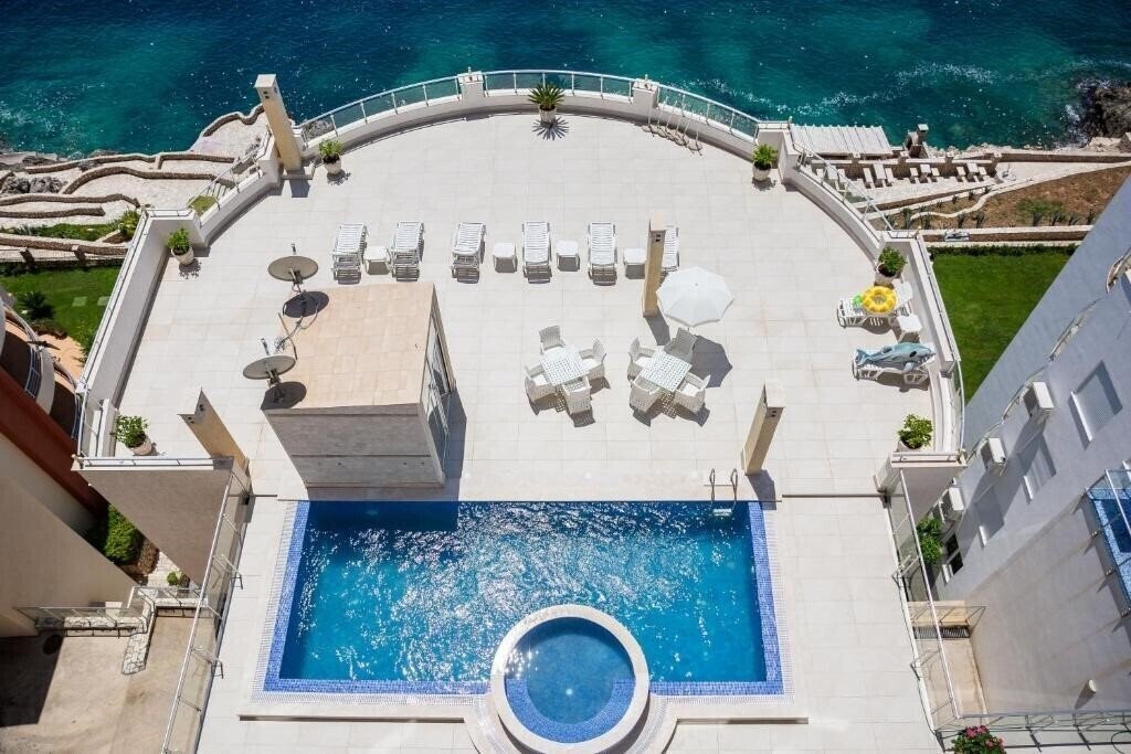Готель Sky Fort 4*