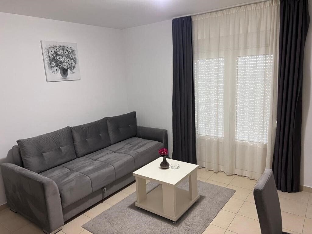 Фотографія ApartsDobraVoda 3*