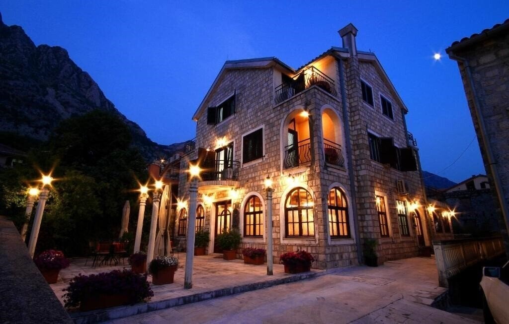 Готель Panonija Hotel 3*