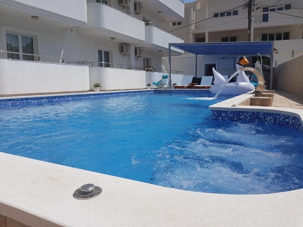 Отель Villa Bianca 4*