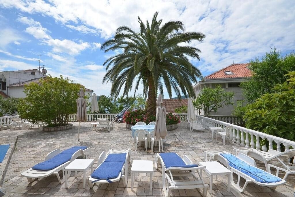 Фото Margo Apartments 3*