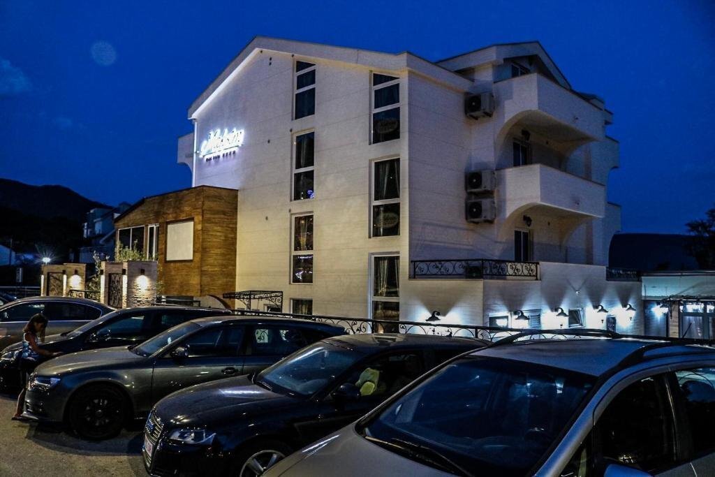 Зображення Maksim 4*