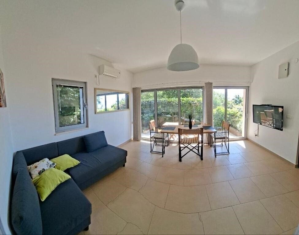 Картинка Acacia Hill Djenovici 4*
