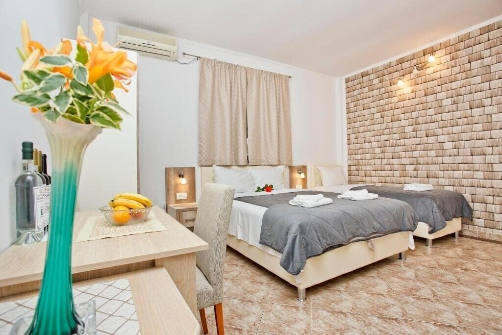 Фото Apartments Obala - Katic 3*