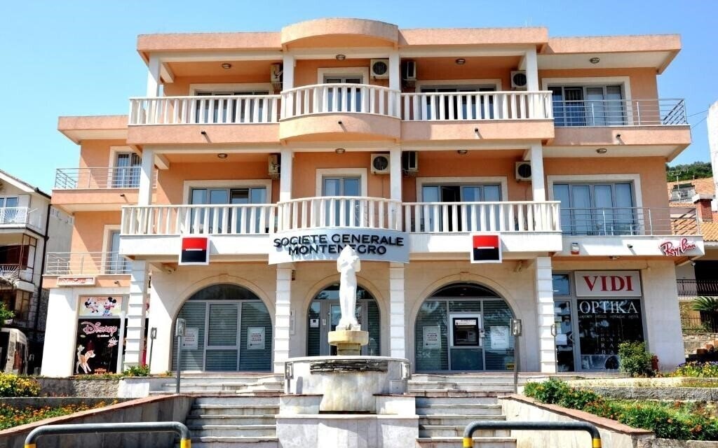 Готель Montesun Residence 4*