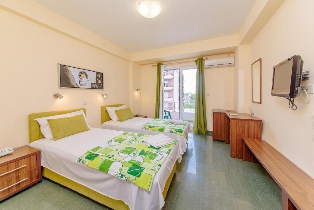 Фотография Novi Hotel 3*