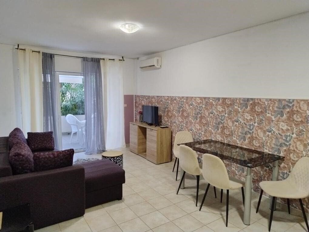 Фото Location Apartments 4*