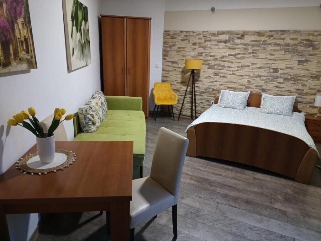 Фото Apartments Jadran 3*