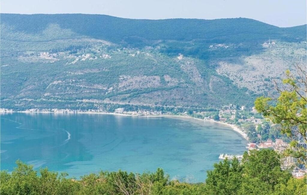 Фото Villa Herceg Novi - Sunny Hill 3*