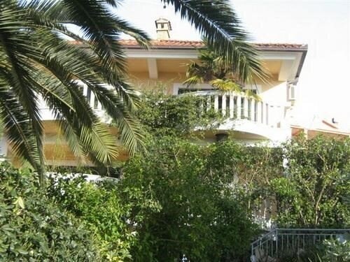 Отель Apartment Stefan 3*