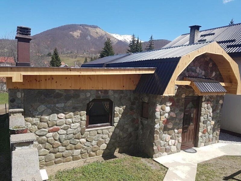 Готель Apartments «Stone Lodge» 4*