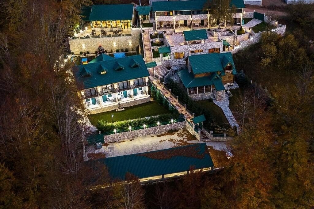 Отель Eco Resort Elite Apartments 4*
