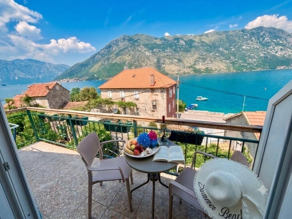 Картинка Djurovic 3*