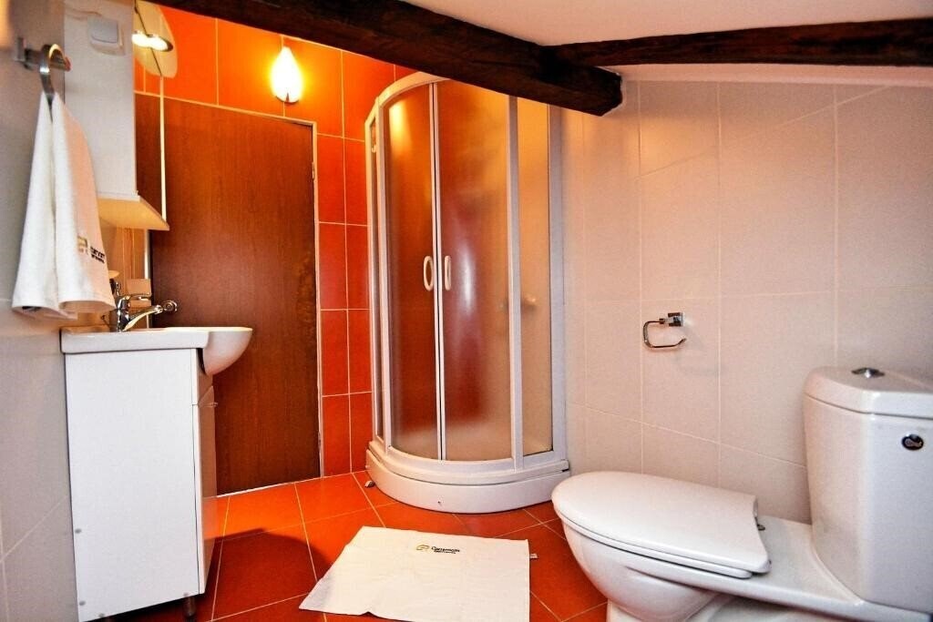 Готель Villa Cattaroom 3*