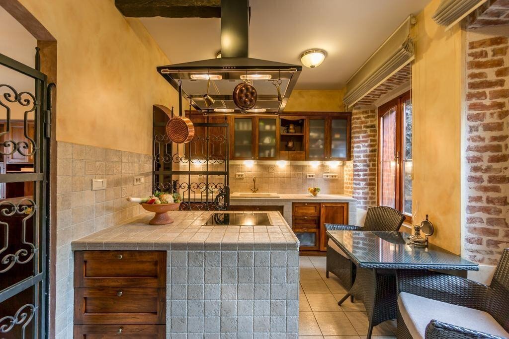 Отель Forza Lux 4*