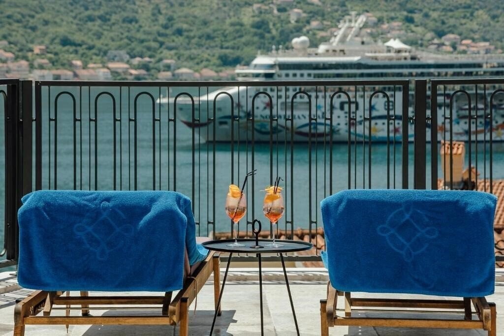 Отель Vizura Casa Del Mare 4*