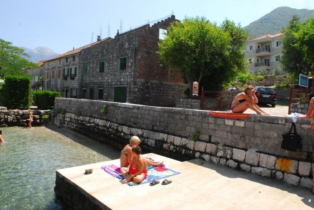 Картинка Hera Apartments 4*
