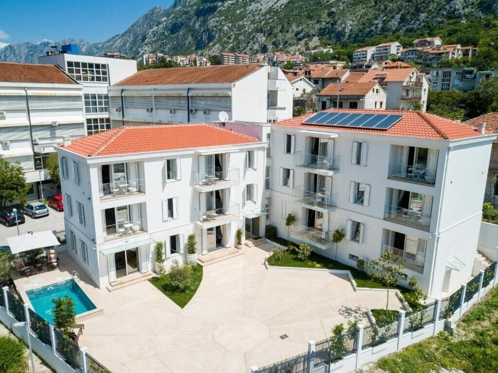 Отель Apartments Maison W 5*