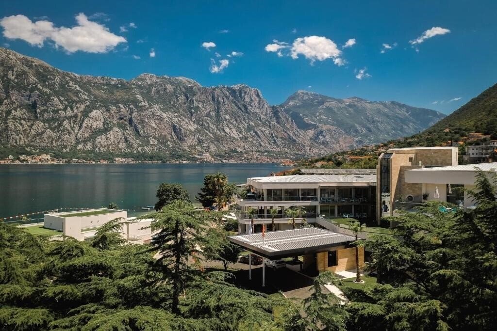 Фото Hyatt Regency Kotor Bay Resort 5*