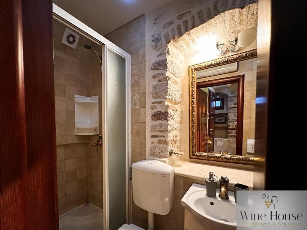 Картинка Wine House Hotel 3*