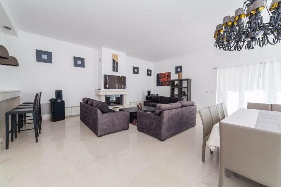 Фото Apartments Eagle Eye Villa 5*