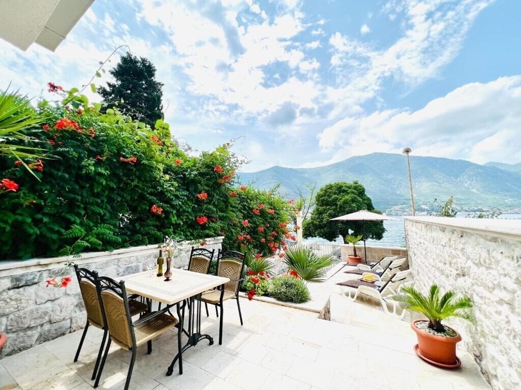 Фото Three Dots By Todorovic Family 5*