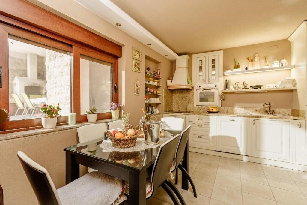 Зображення Luxury Stone Villa 5*