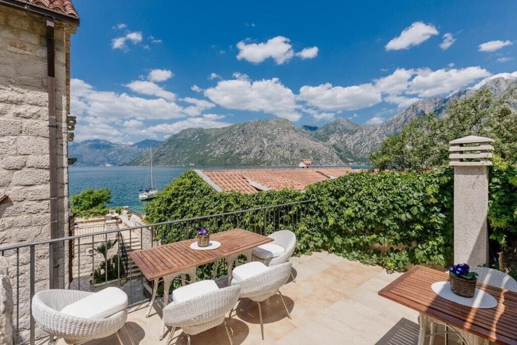 Картинка Luxury Stone Villa 5*