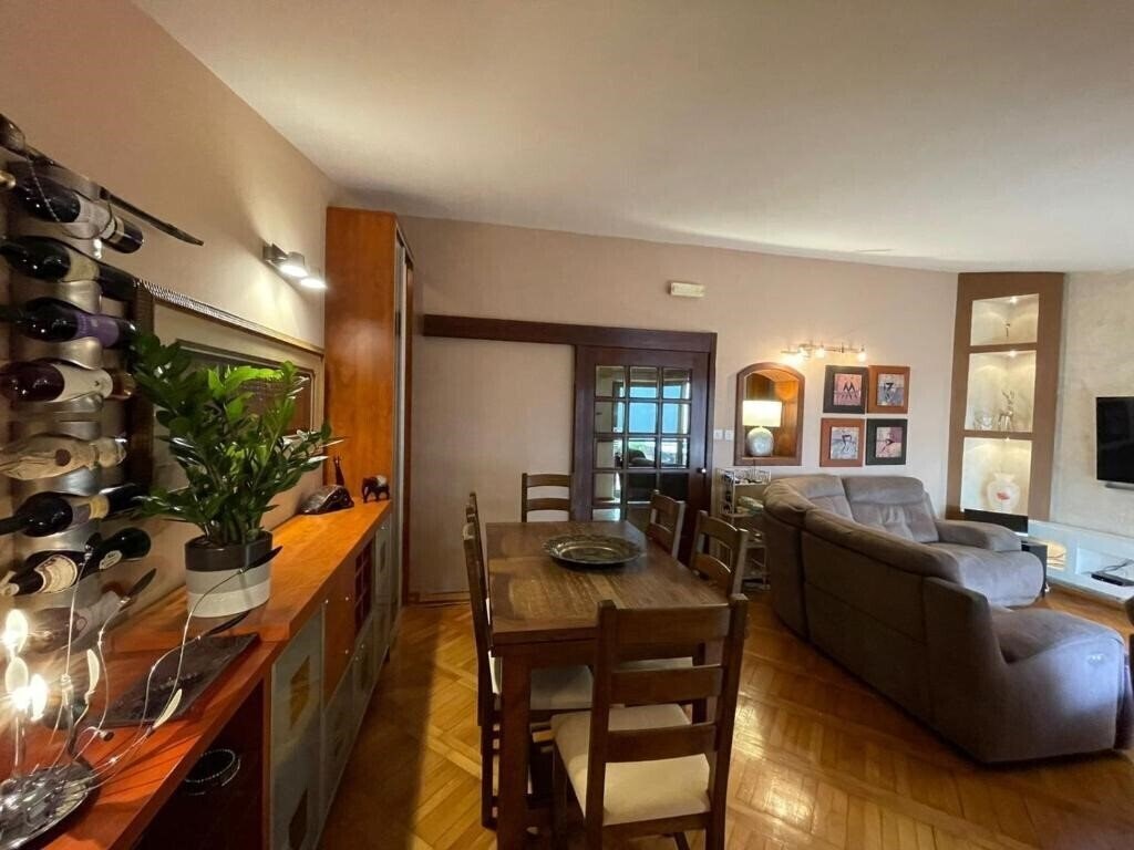 Фотографія La Grande Apartments 4*