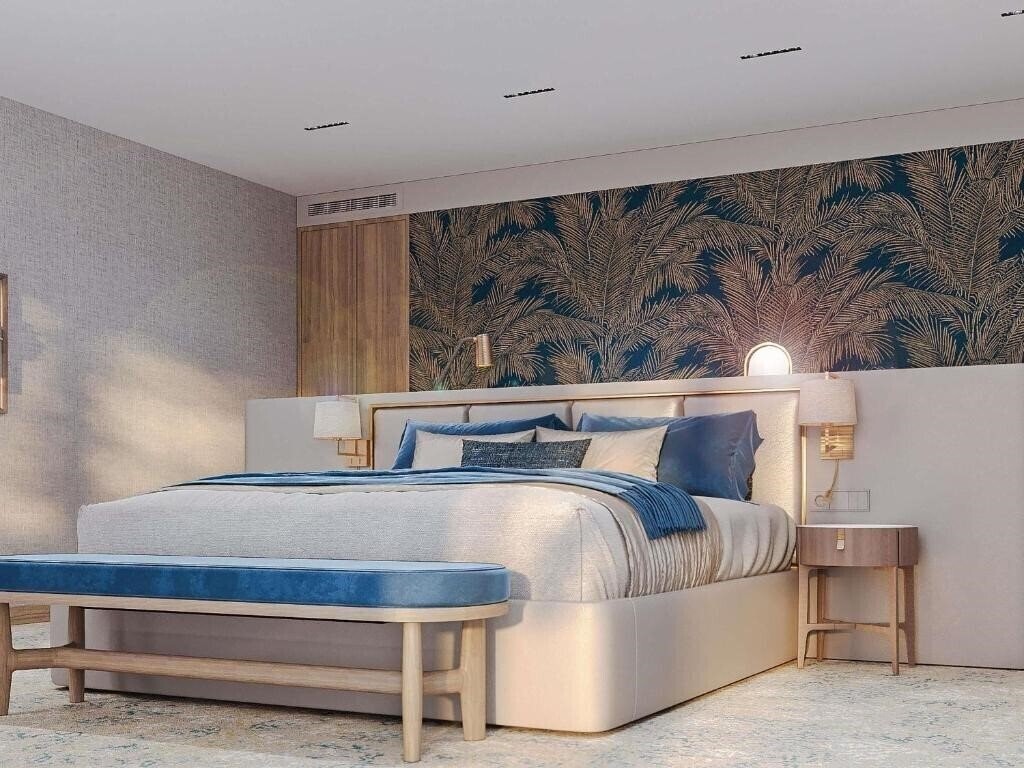 Фотографія Movenpick Hotel & Residences Teuta Kotor Bay 5*