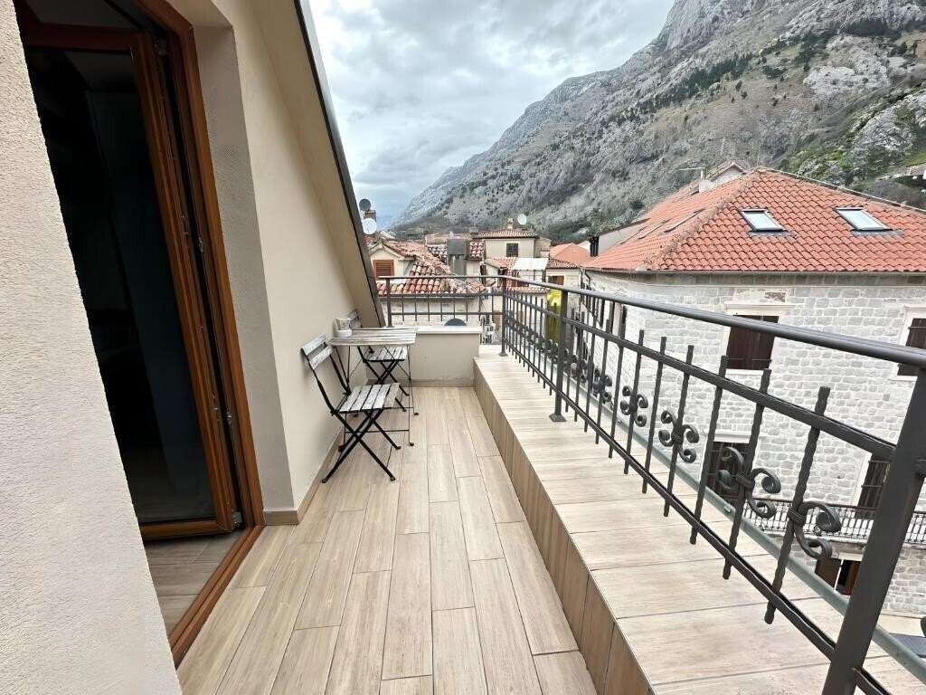 Готель Apartments Casa Di Cattaro 4*
