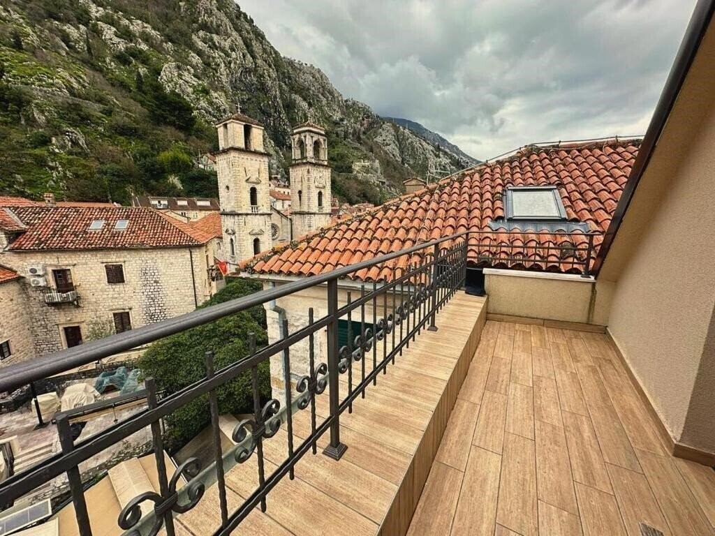Отель Apartments Casa Di Cattaro 4*