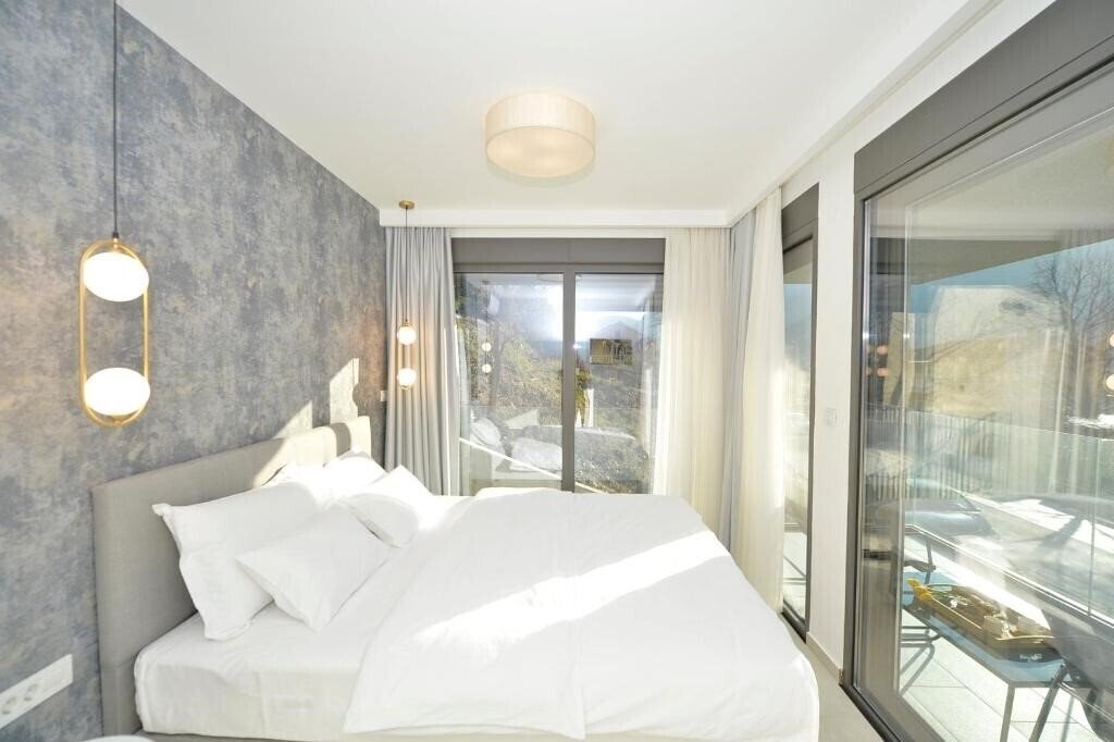 Фото Solaris Lux Apartments 4*