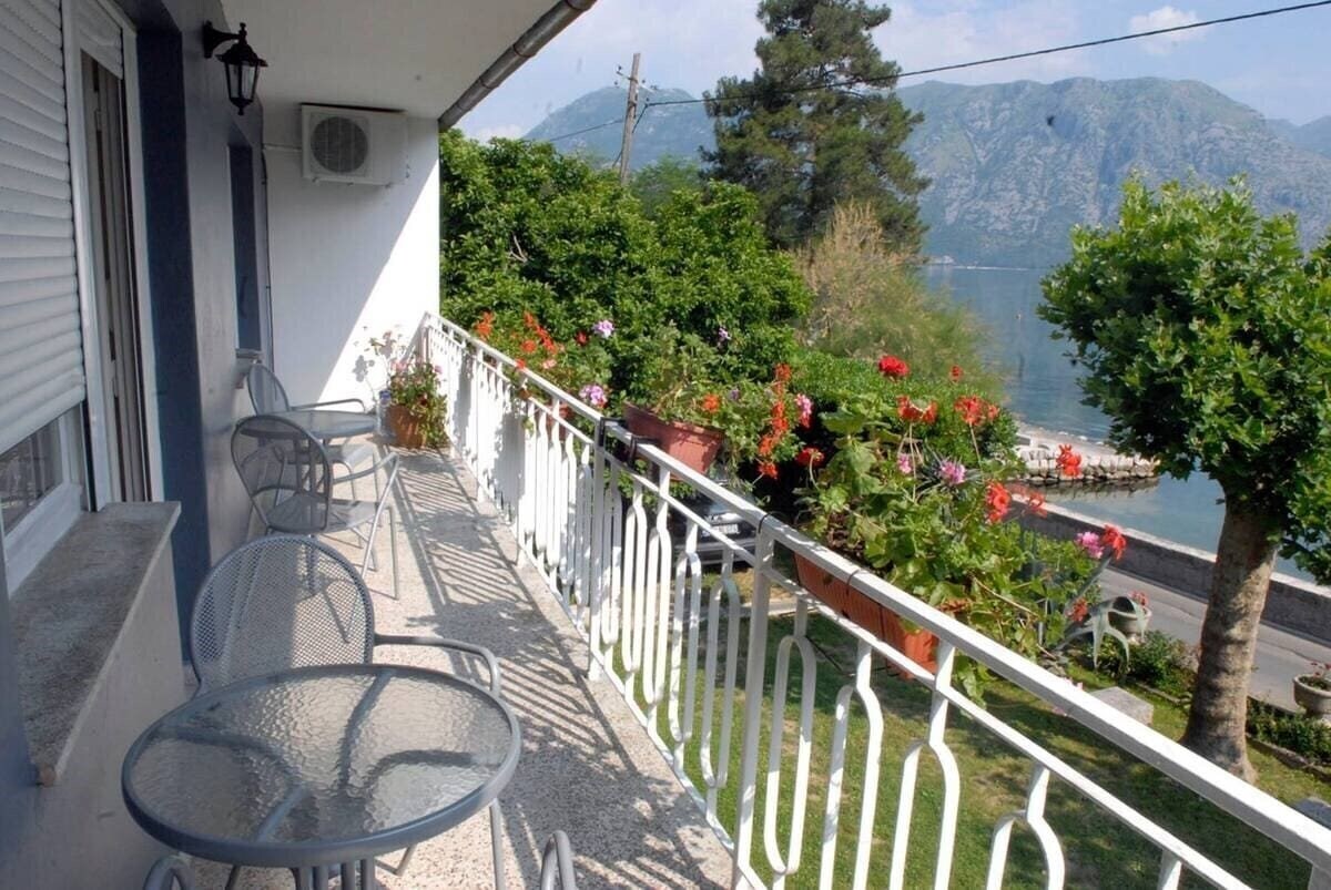 Фотографія Apartments Ivanovic 3*