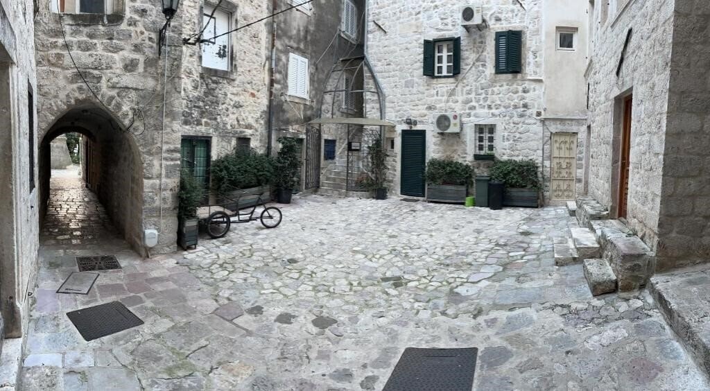 Фото Puerta Hotel Apartments 3*