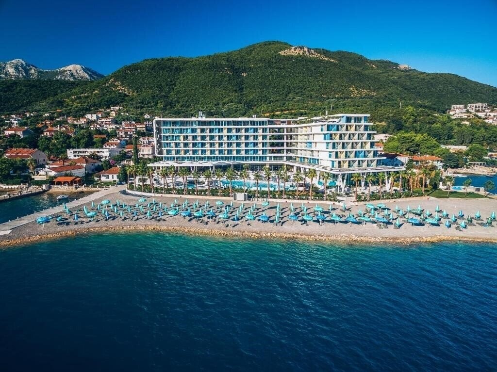 Готель Carine Hotel Kumbor Superior (ex. Iberostar Selection Kumbor) 4*