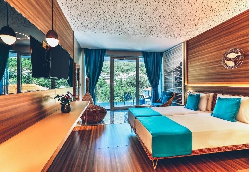 Фото Carine Hotel Kumbor Superior (ex. Iberostar Selection Kumbor) 4*